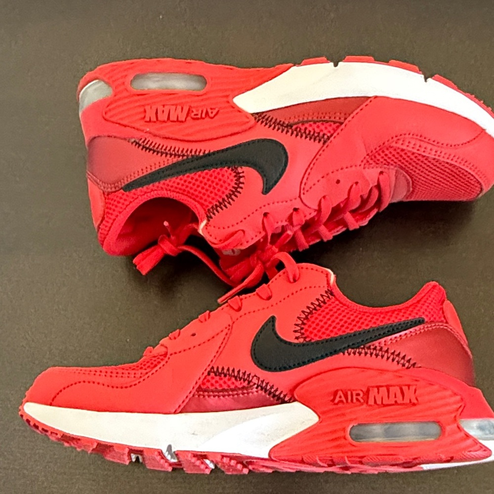 Nike Air Max Excee Red Women's Air Sneakers with Black Swoosh. - Picture 12 of 12